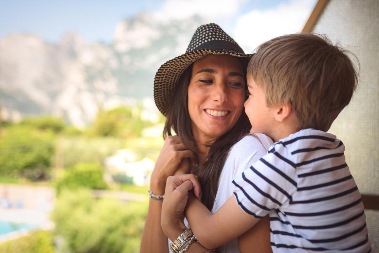 Hotel Garni Villa Magnolia Torbole Sul Garda Ngoại thất bức ảnh
