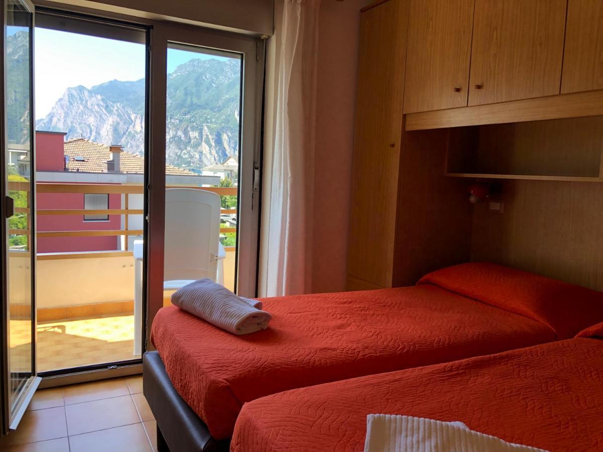 Hotel Garni Villa Magnolia Torbole Sul Garda Ngoại thất bức ảnh