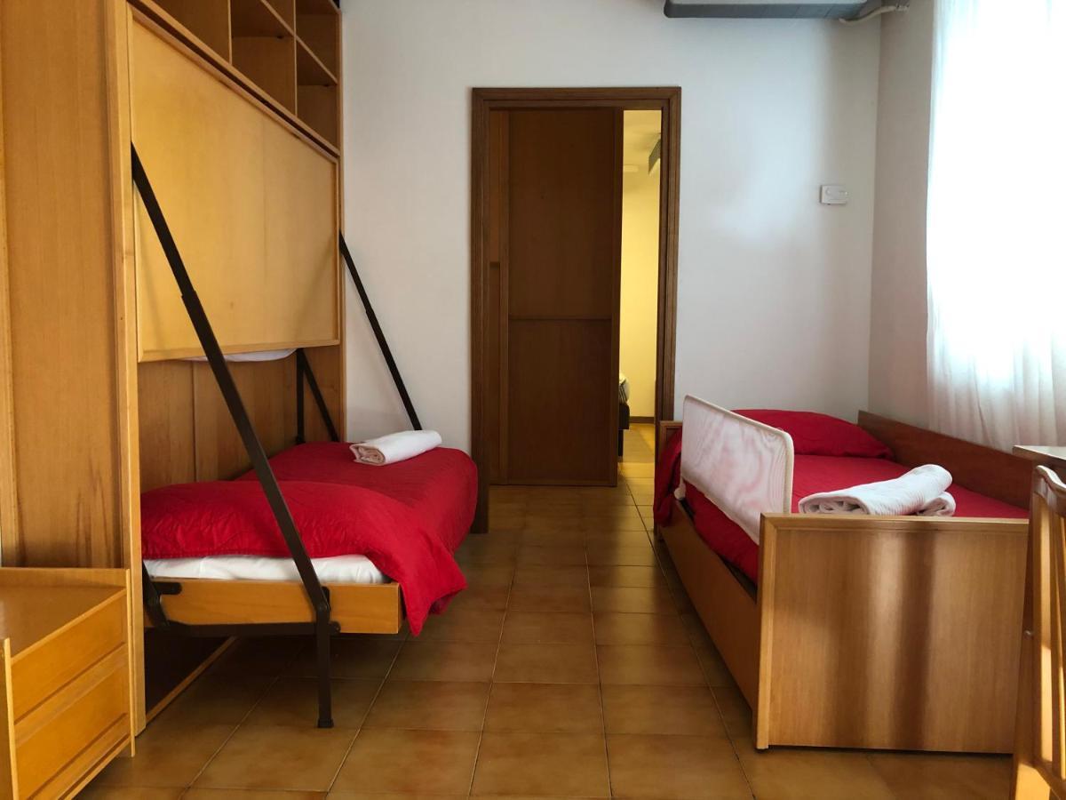 Hotel Garni Villa Magnolia Torbole Sul Garda Ngoại thất bức ảnh