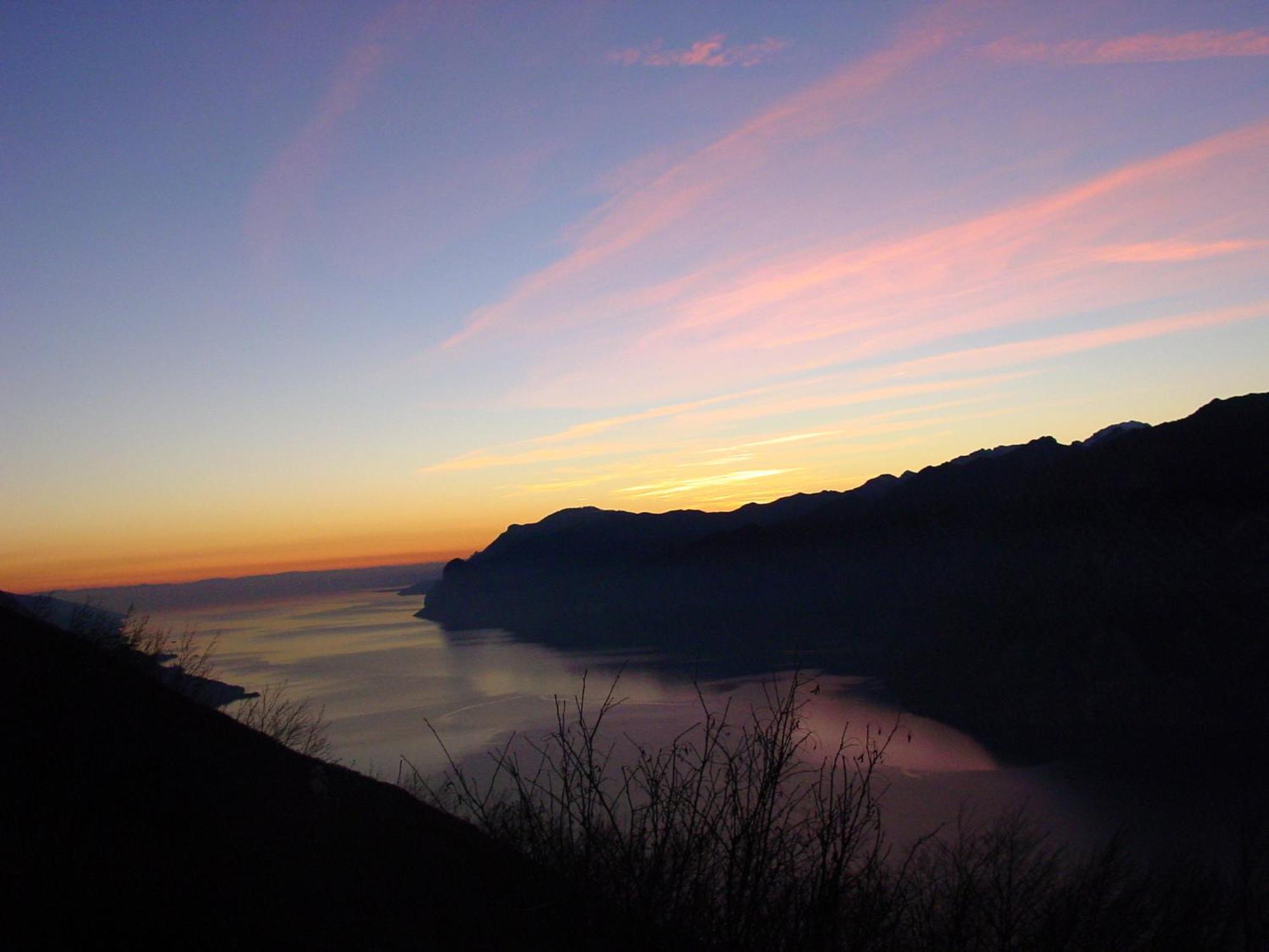 Hotel Garni Villa Magnolia Torbole Sul Garda Ngoại thất bức ảnh