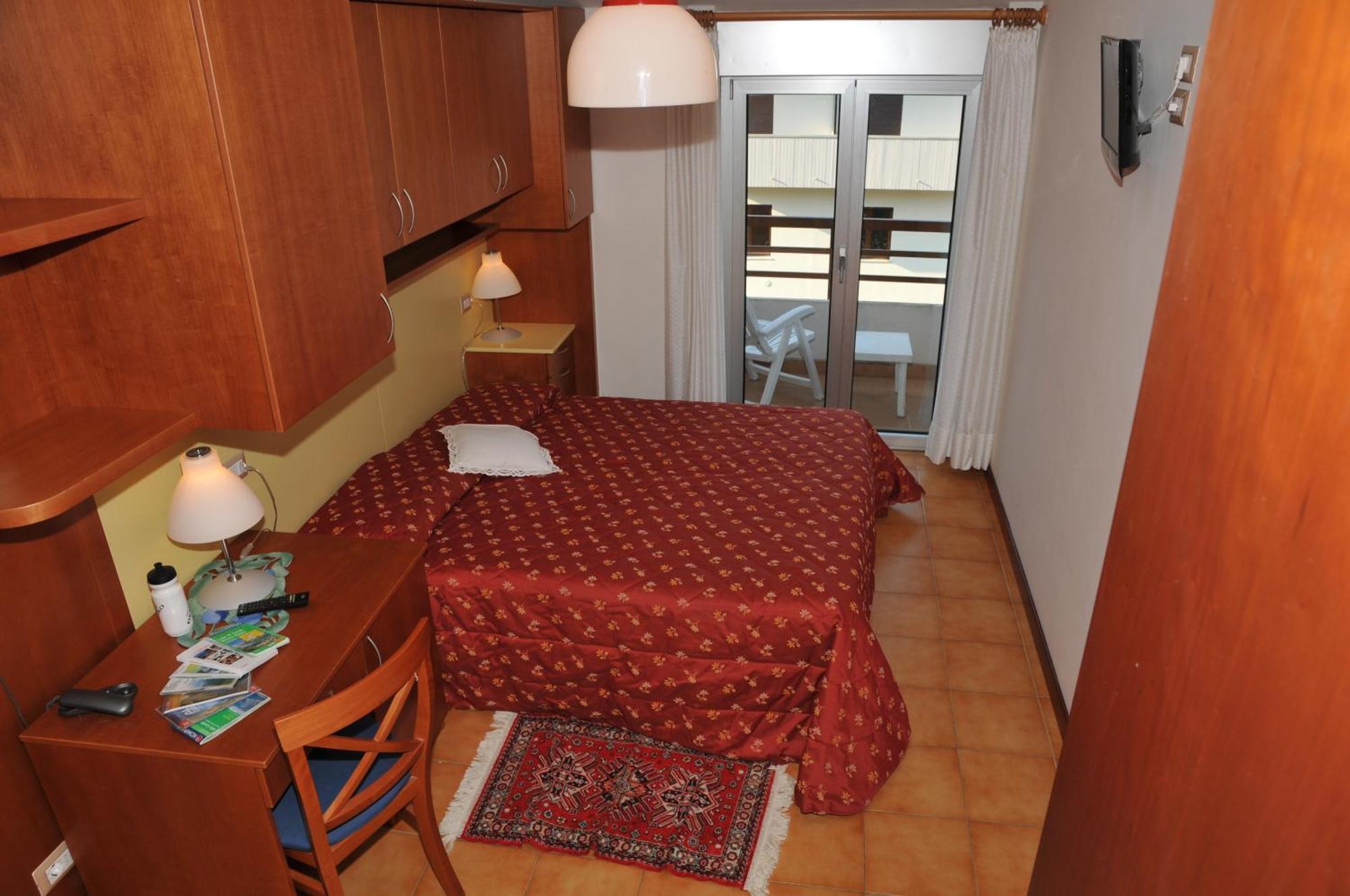 Hotel Garni Villa Magnolia Torbole Sul Garda Ngoại thất bức ảnh