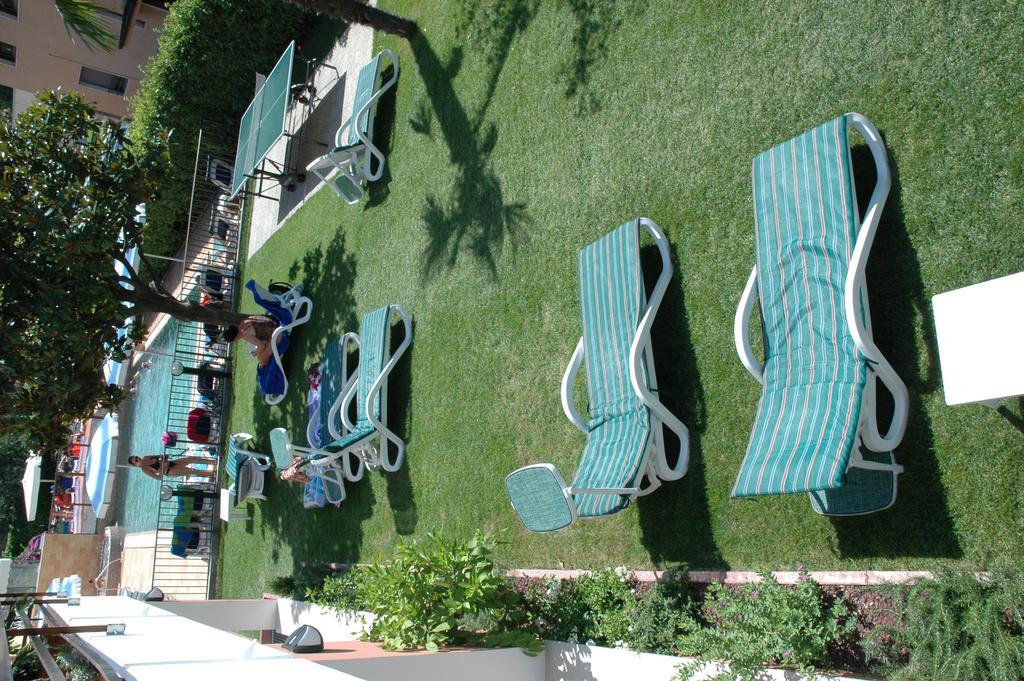 Hotel Garni Villa Magnolia Torbole Sul Garda Ngoại thất bức ảnh